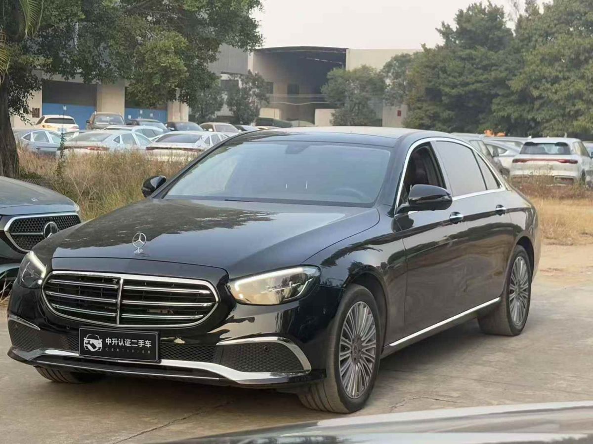 奔馳 奔馳E級(jí)  2022款 E 300 L 豪華型圖片