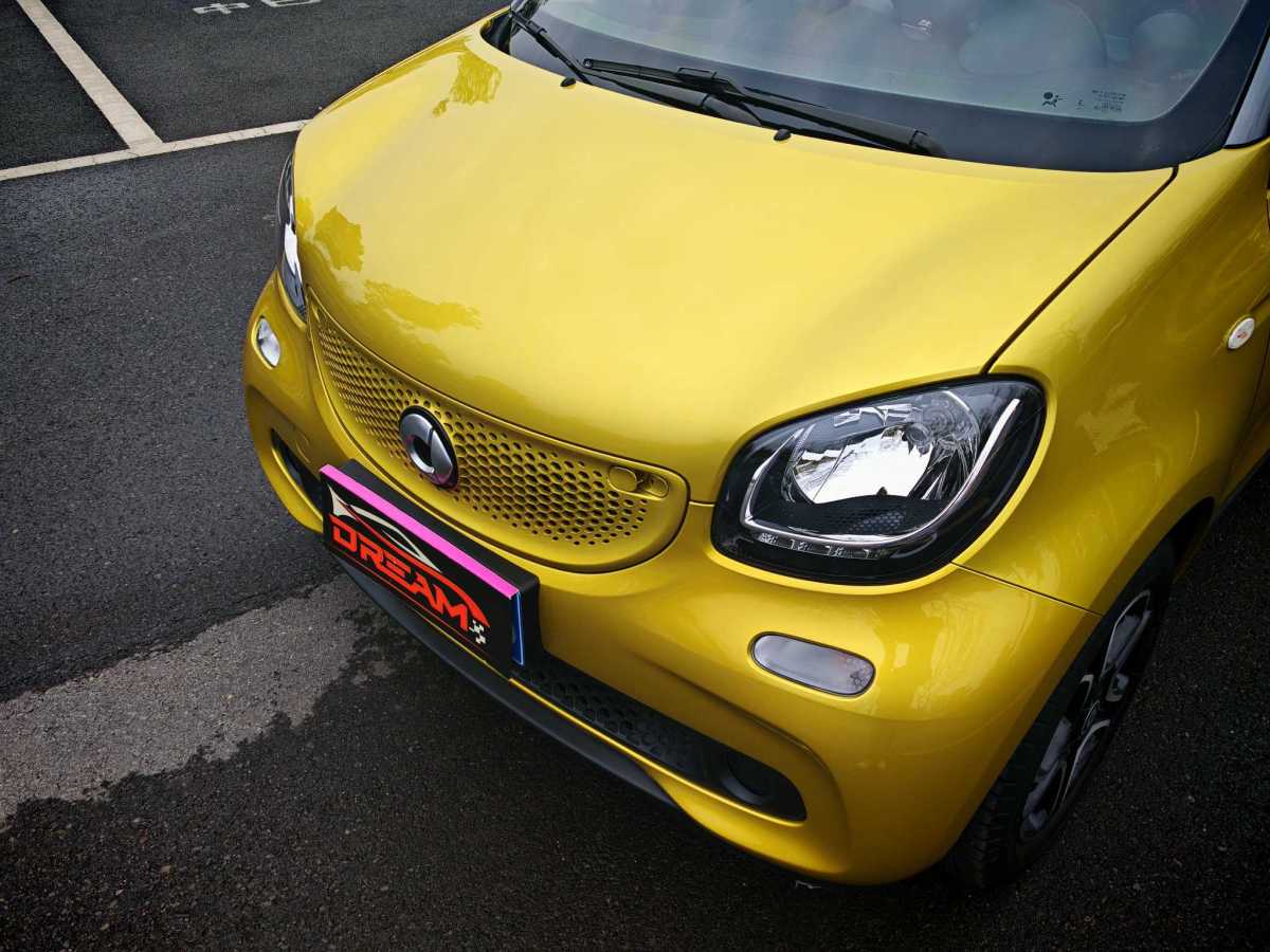 smart forfour  2018款 0.9T 66千瓦先鋒版圖片