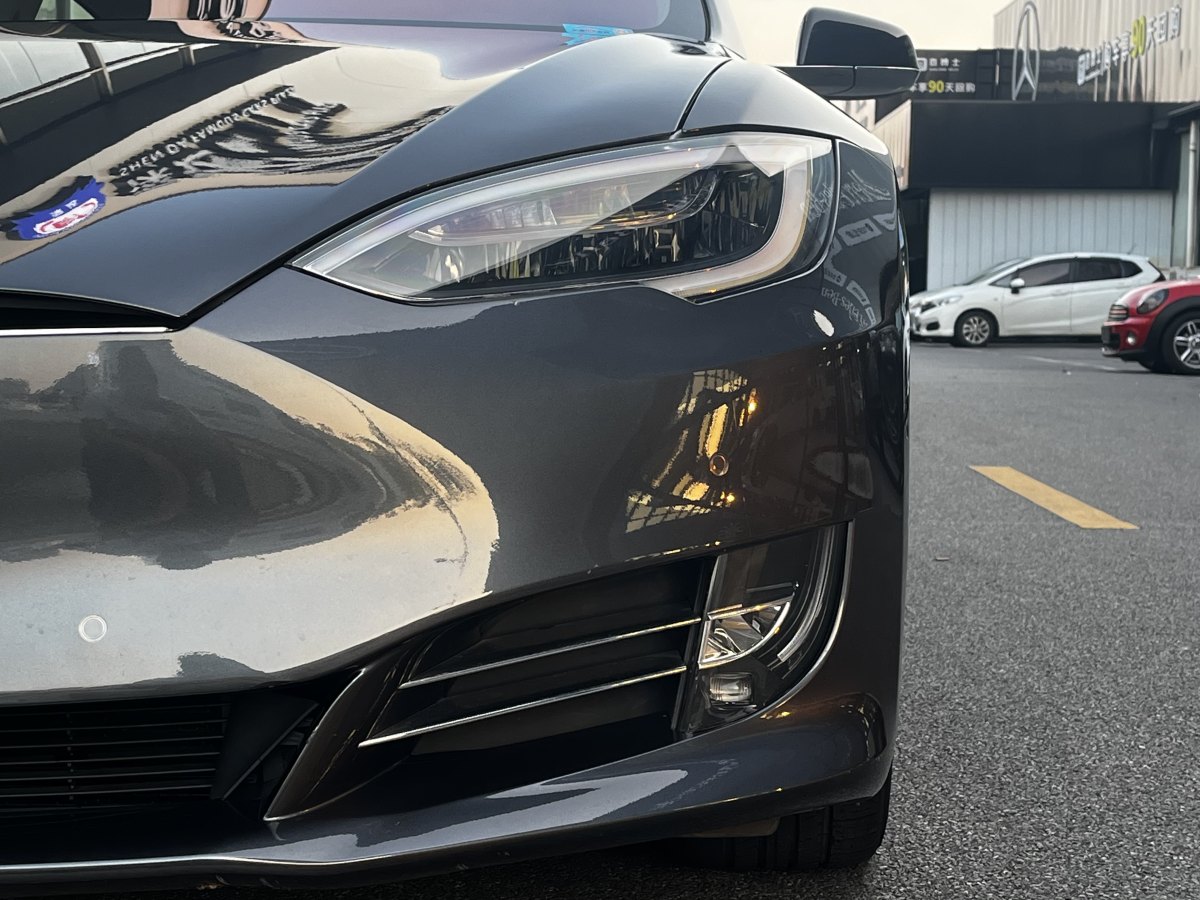 特斯拉 Model S  2017款 Model S 100D 長(zhǎng)續(xù)航版圖片