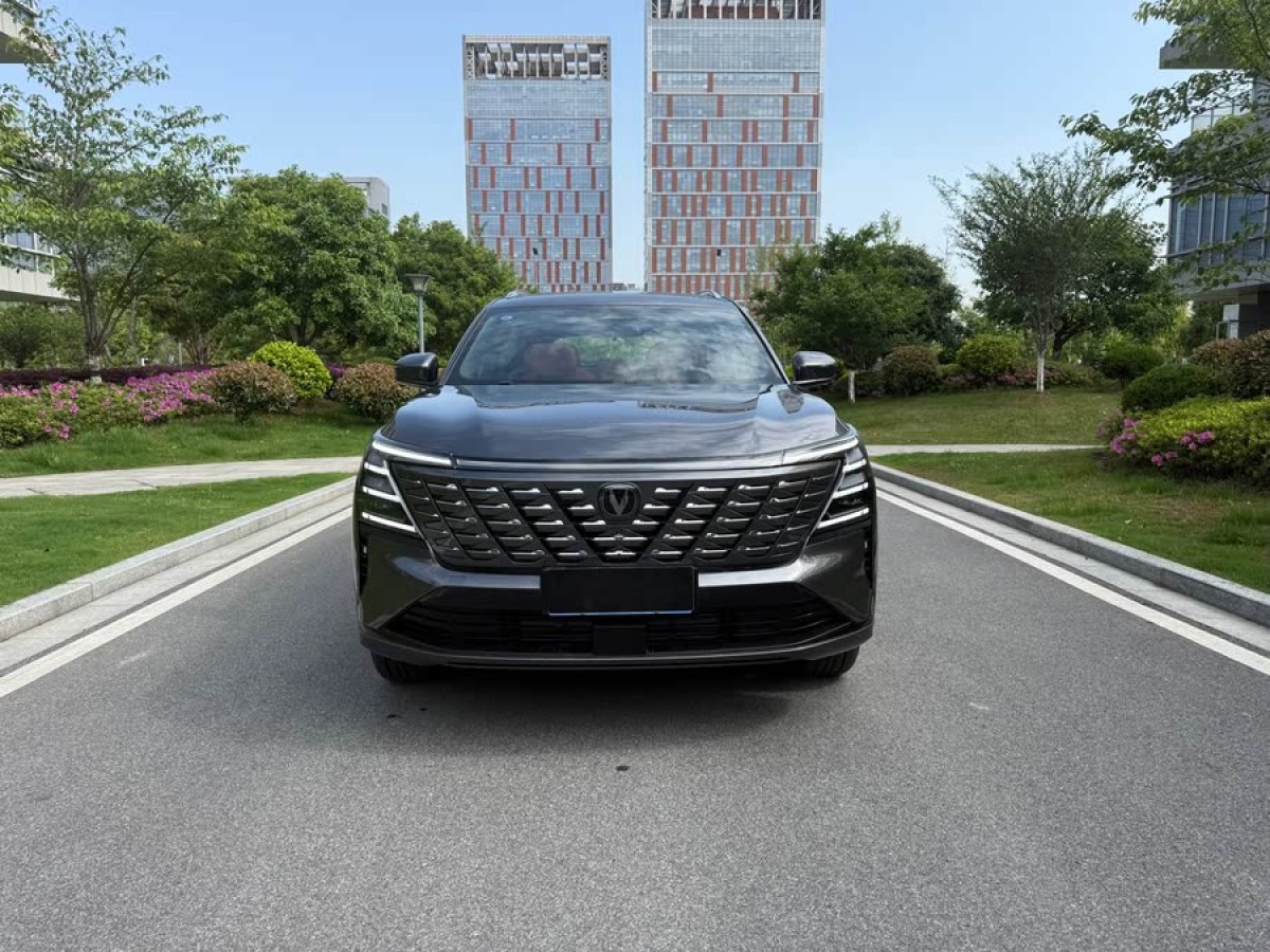 長安 CS75 PLUS  2025款 第四代 1.5T 新藍鯨 尊享型圖片