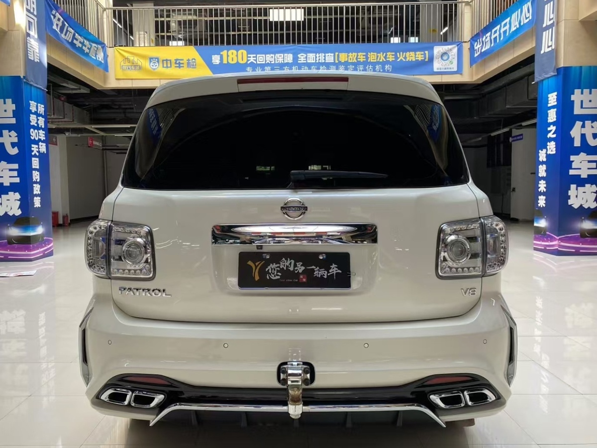 日產(chǎn) 途樂  2018款 4.0L 領(lǐng)英型圖片