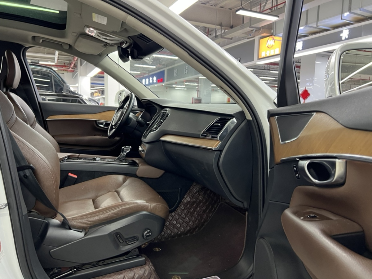 沃爾沃 XC90  2020款 T6 智逸豪華版 7座圖片