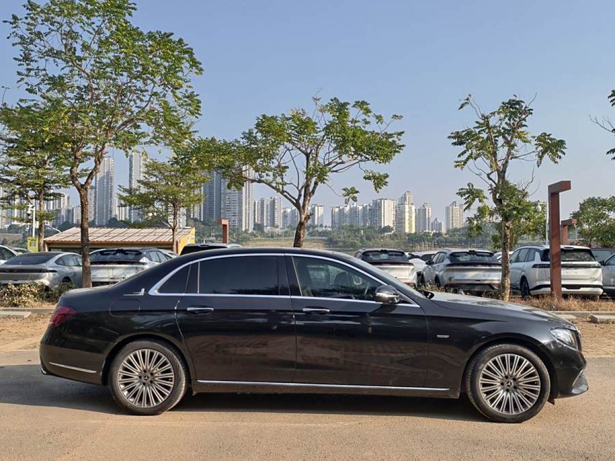 奔馳 奔馳E級(jí)  2020款 E 300 L 豪華型圖片