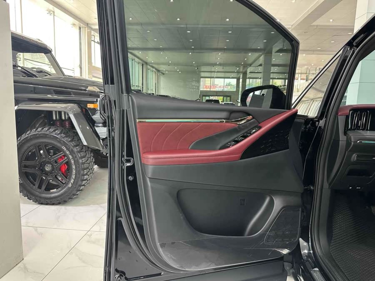 廣汽傳祺 M8  2024款 宗師系列 雙擎 至尊版圖片