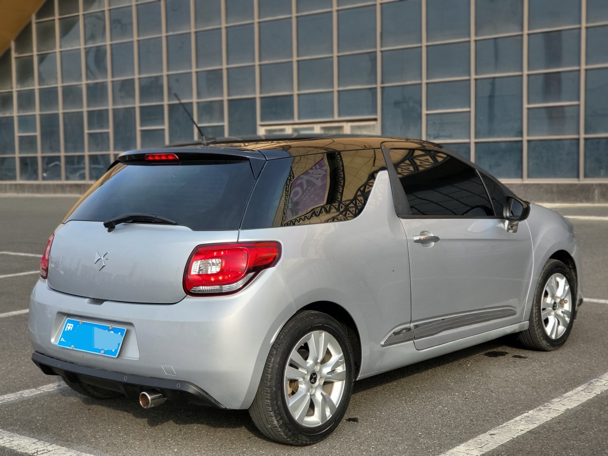 2014年8月DS DS 3經(jīng)典  2012款 1.6L 風(fēng)尚版