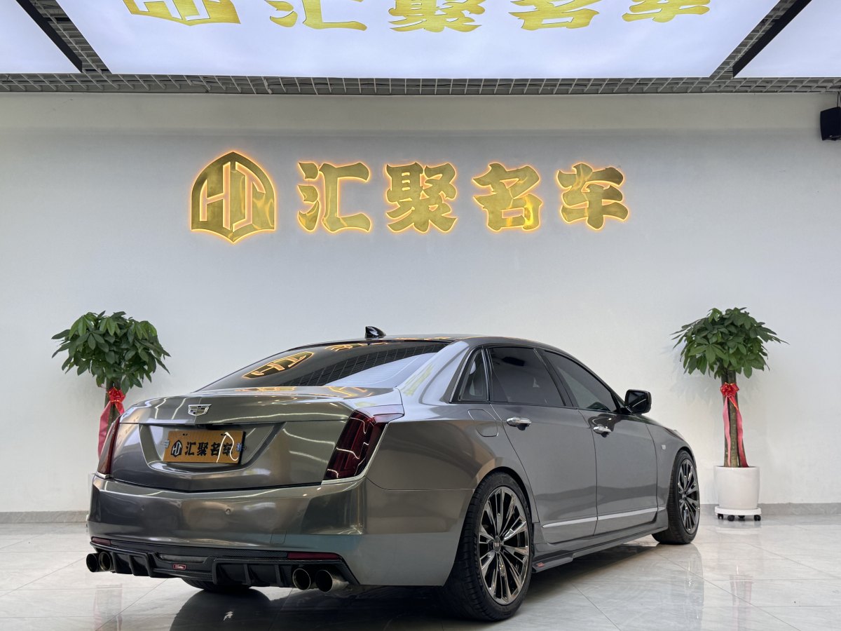 凱迪拉克 CT6  2017款 28T 領(lǐng)先型圖片