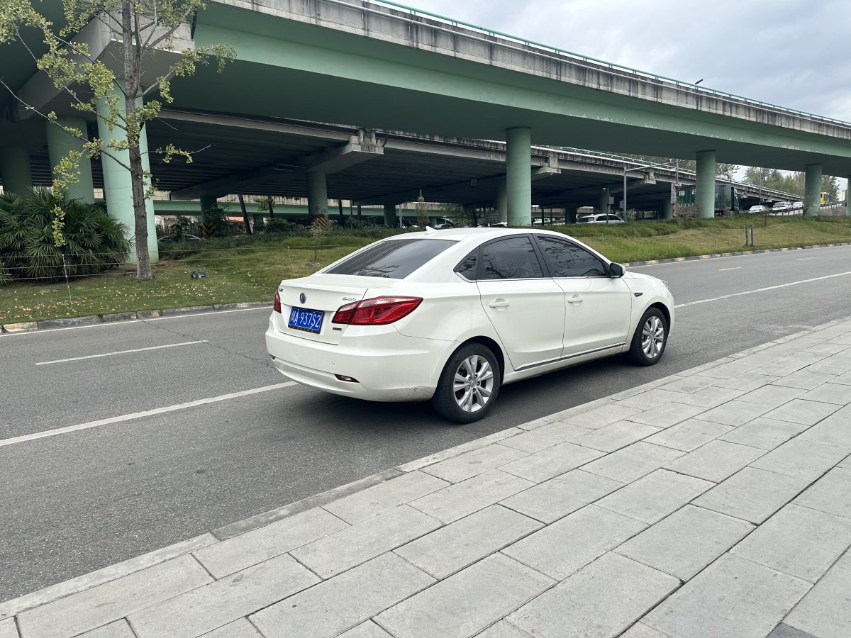 長(zhǎng)安 逸動(dòng)  2014款 1.6L 手動(dòng)尊貴型圖片