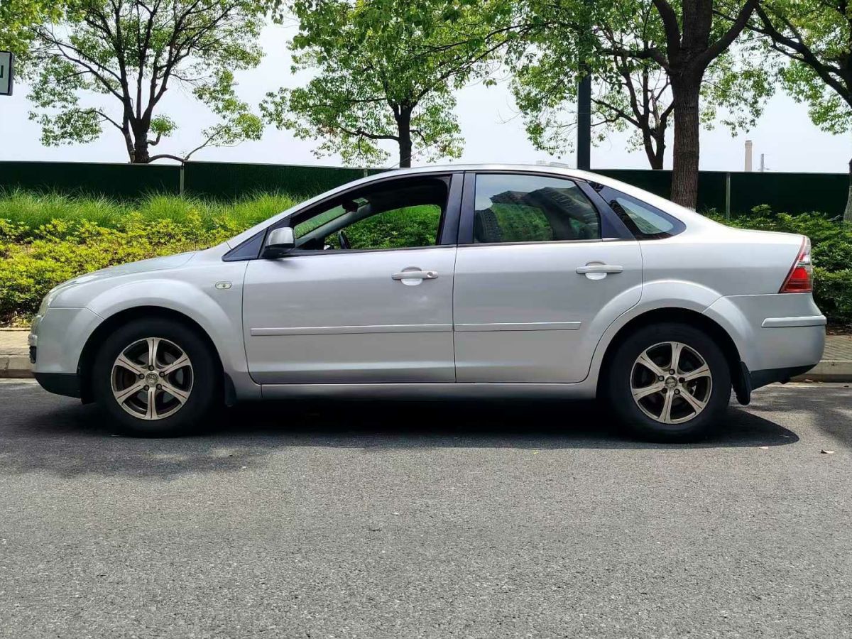 福特 ?？怂? 2006款 兩廂 1.8L 自動時尚型圖片