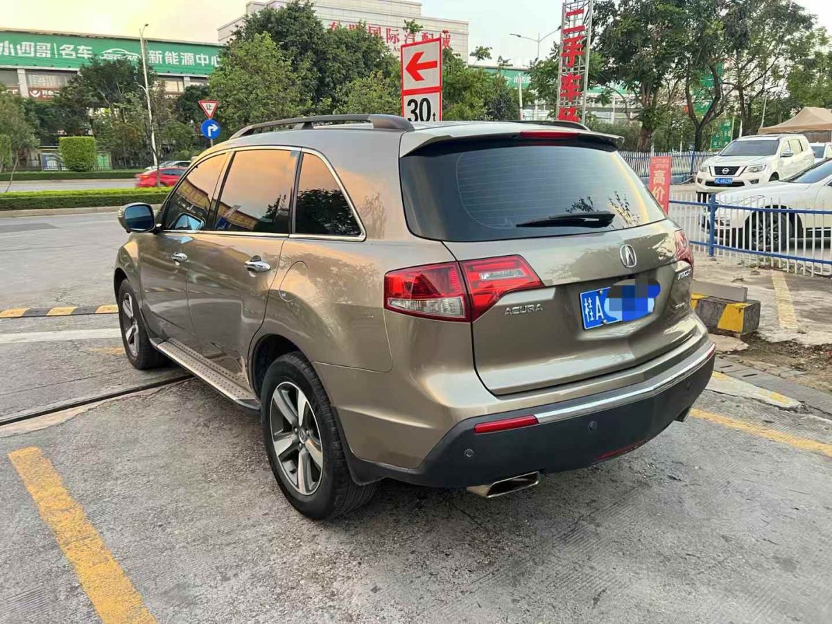 謳歌 MDX  2010款 3.7 標(biāo)準(zhǔn)版圖片