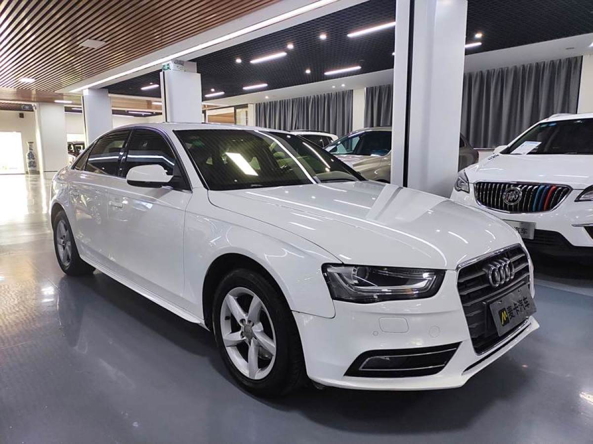 奧迪 奧迪A4L  2013款 35 TFSI 自動標準型圖片