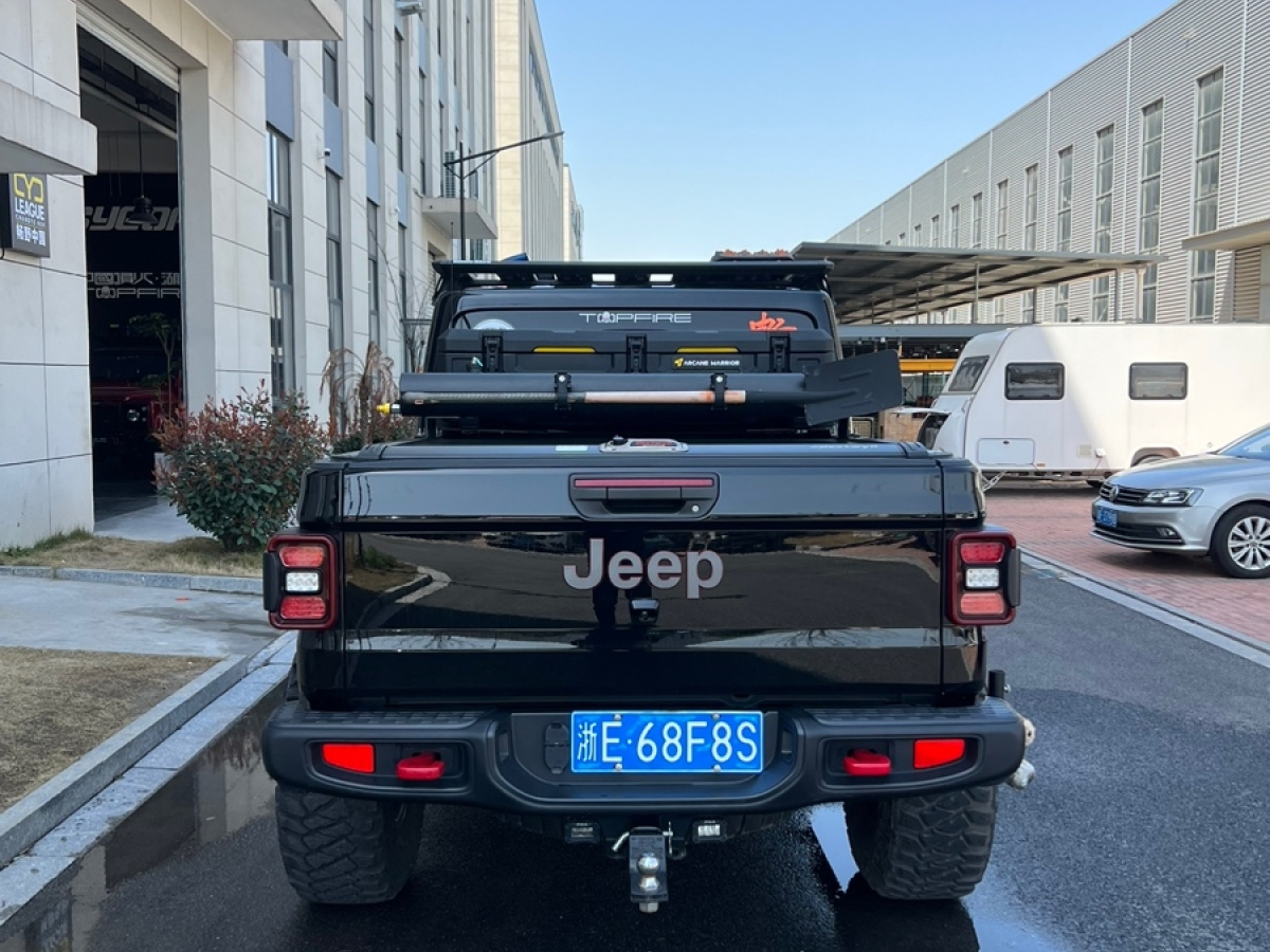 2022年8月Jeep 角斗士  2023款 3.6L Overland