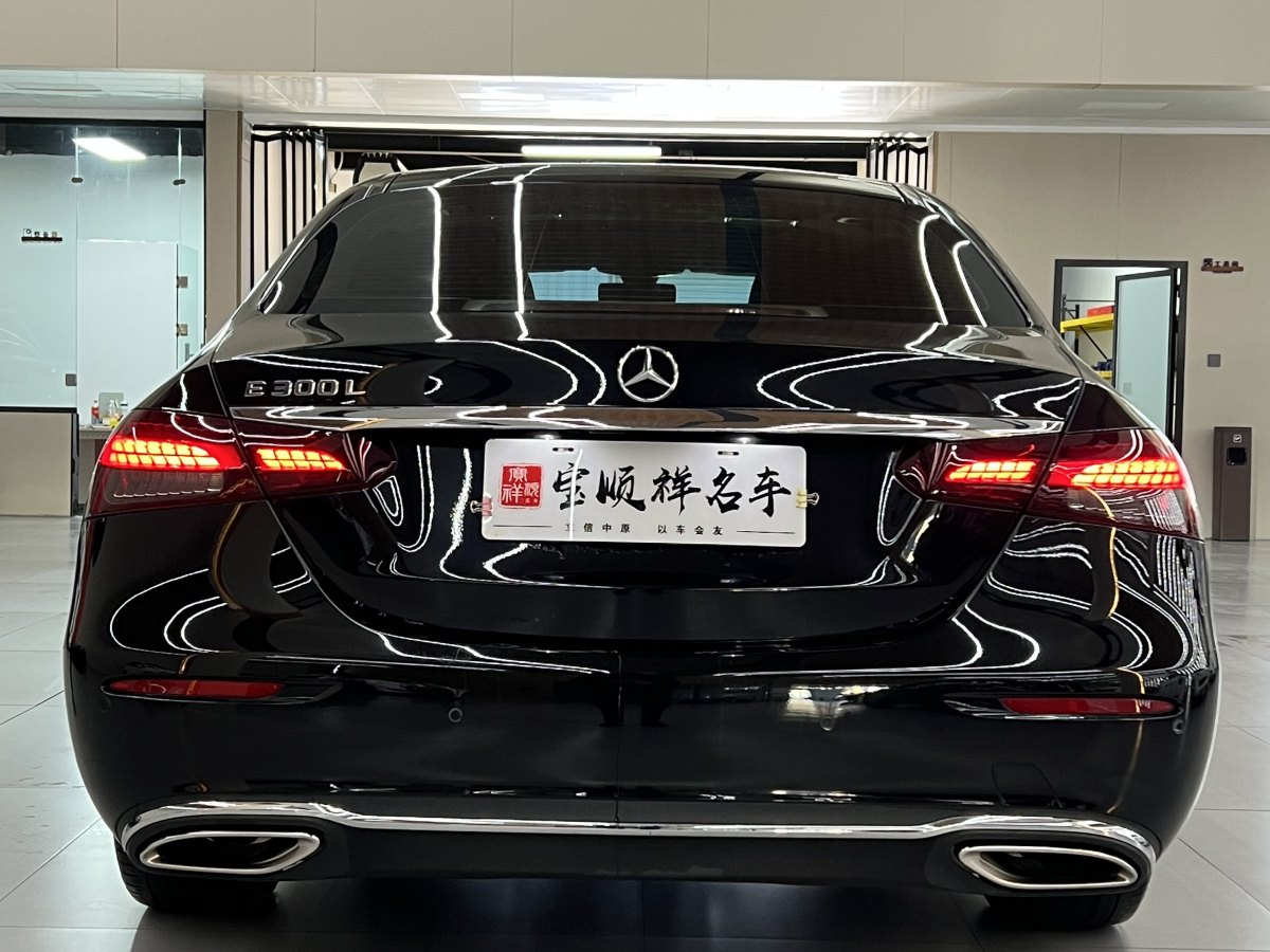 奔馳 奔馳E級  2023款 改款 E 300 L 豪華型圖片