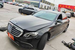 奔馳E級(jí) 奔馳 E 350 L 運(yùn)動(dòng)型 4MATIC
