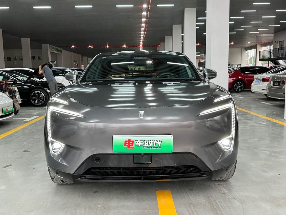 阿維塔 阿維塔11  2022款 長續(xù)航雙電機奢享版 4座圖片