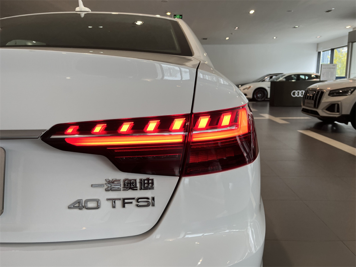 2023年4月奧迪 奧迪A4L  2022款 40 TFSI 時(shí)尚動(dòng)感型