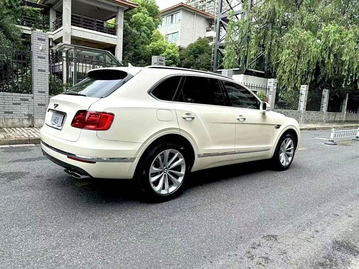 賓利 添越  2018款 4.0T V8圖片