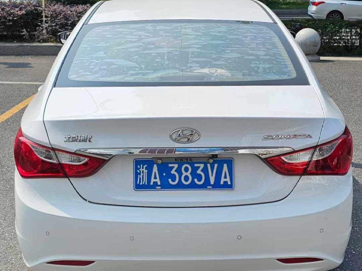 奔騰 B50  2012款 1.6L 自動天窗型圖片