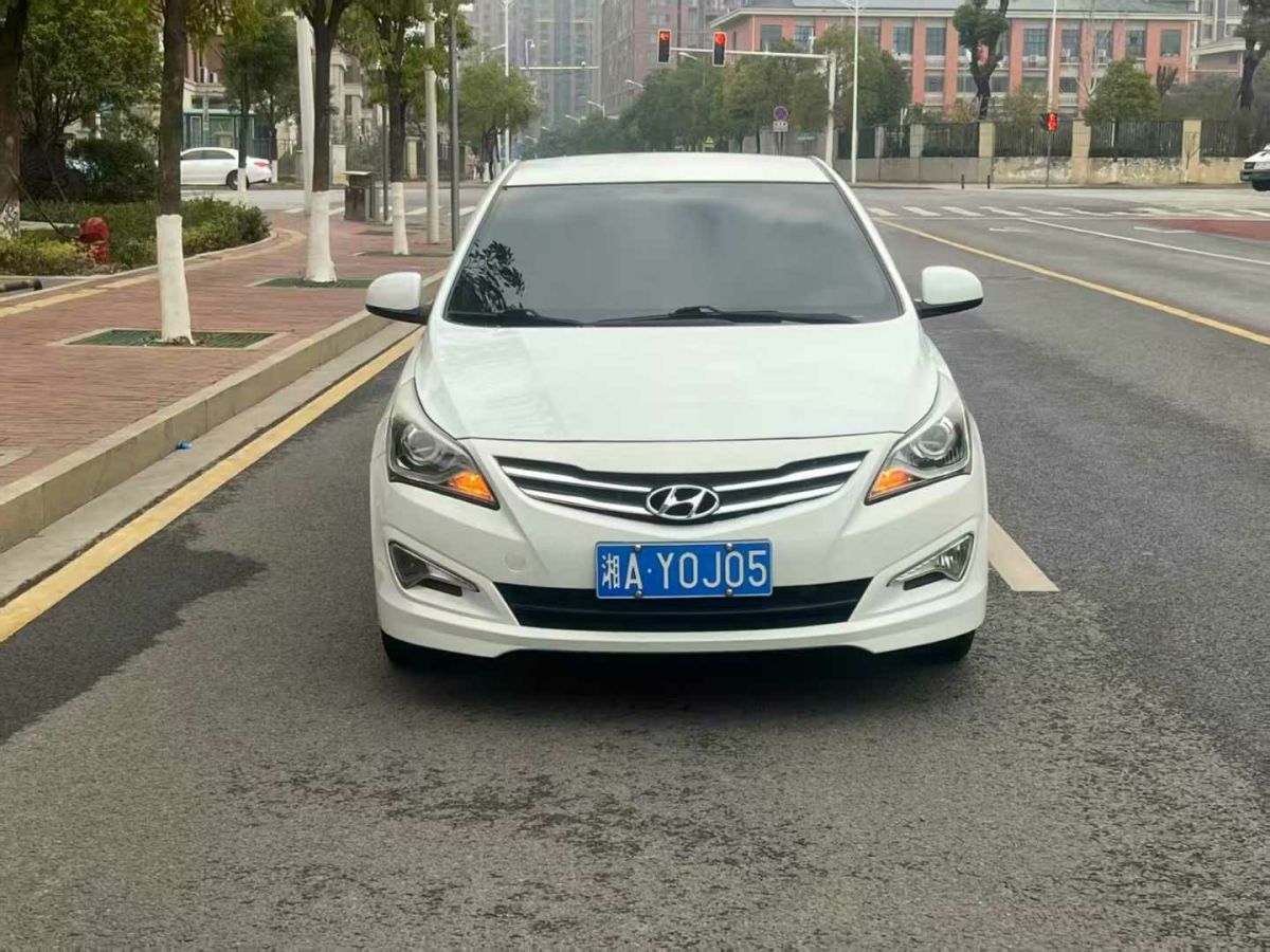 現(xiàn)代 瑞納  2014款 1.4 GLS 智能型圖片