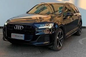 奥迪Q7 奥迪 55 TFSI quattro S line运动型