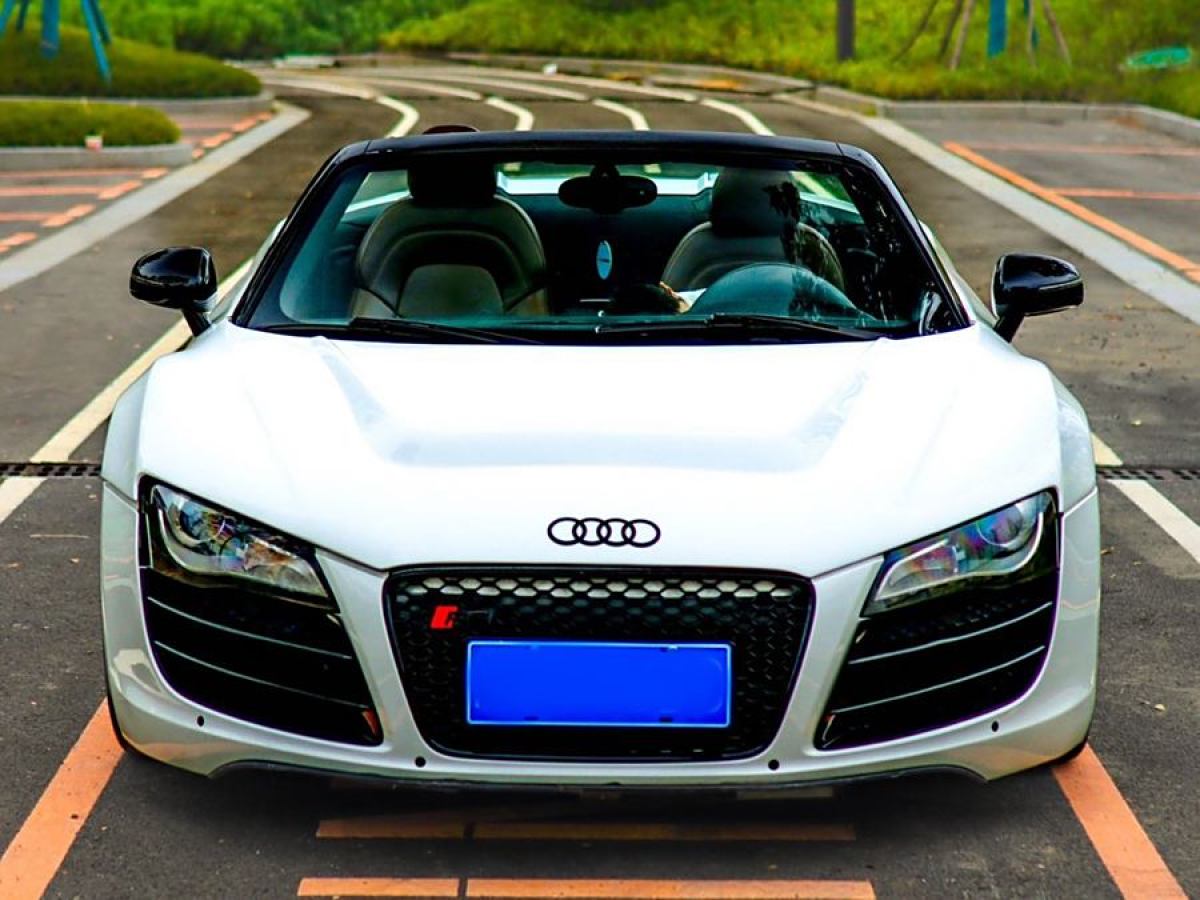 奧迪 奧迪R8  2011款 Spyder 5.2 FSI quattro圖片