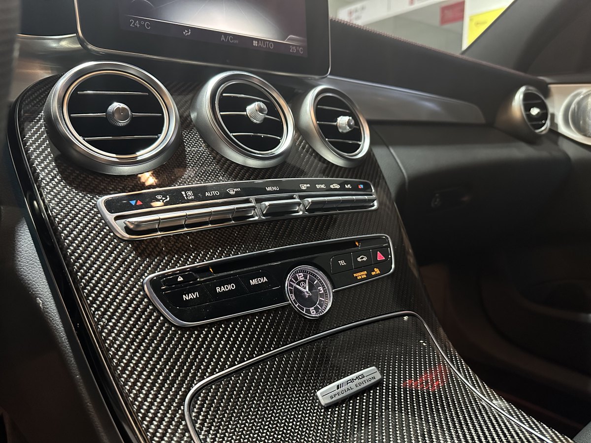 2019年6月奔驰 奔驰C级AMG  2017款 AMG C 43 4MATIC 特别版