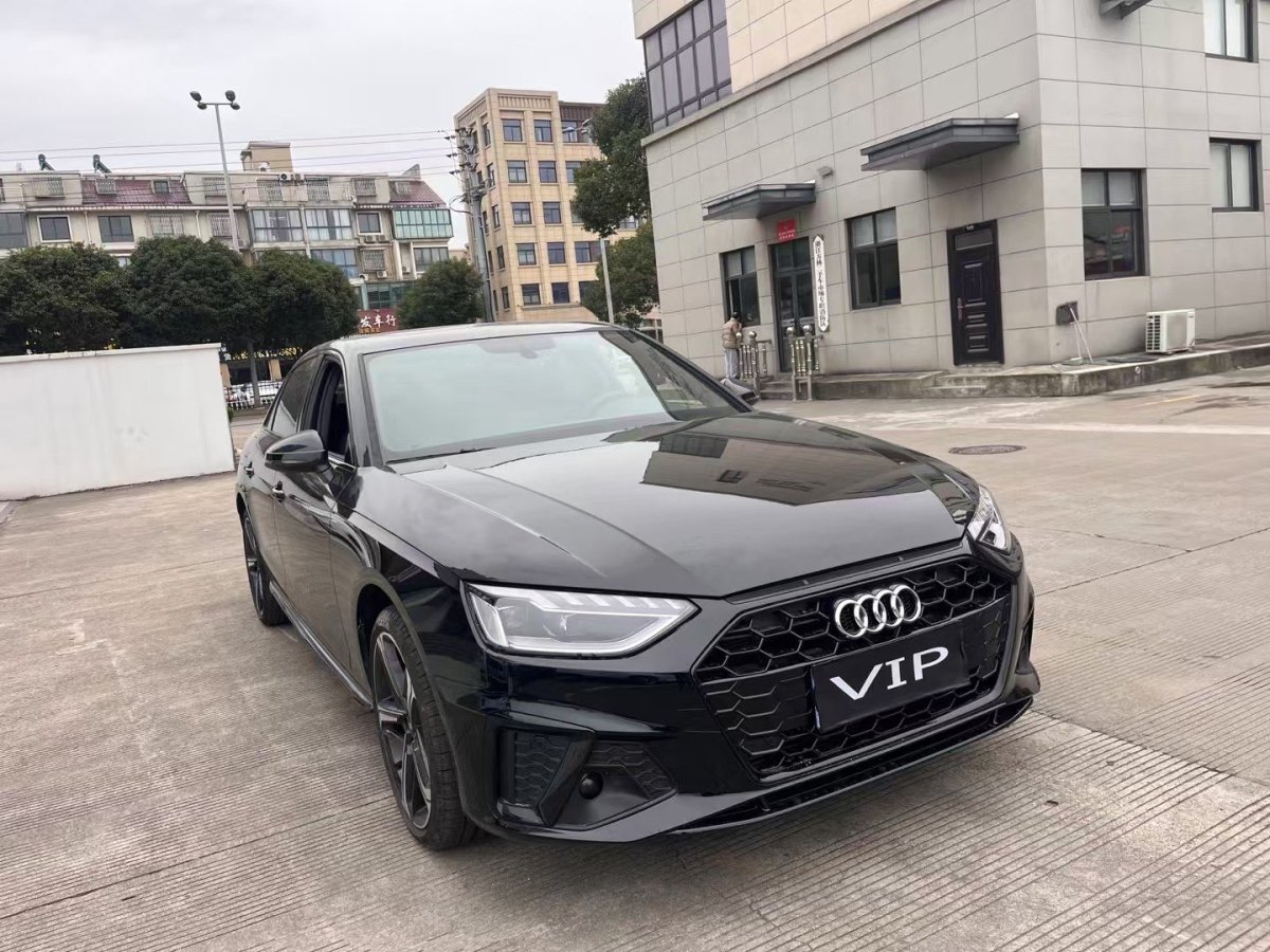 奧迪 奧迪A4L  2024款 40 TFSI 豪華動感型圖片