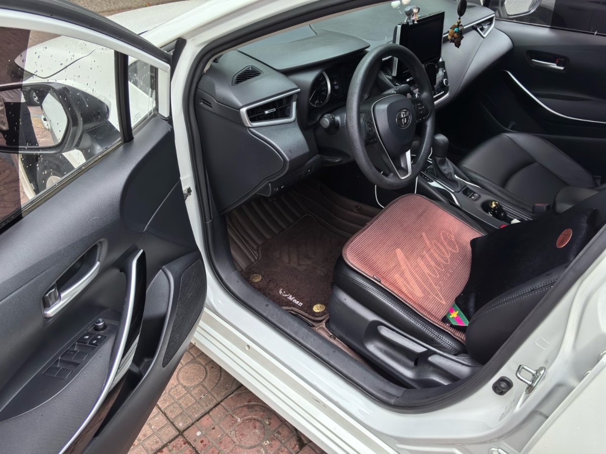 豐田 卡羅拉  2019款 雙擎 1.8L E-CVT GL-i精英版圖片