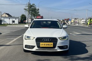 奥迪A4L 奥迪 35 TFSI 自动标准型