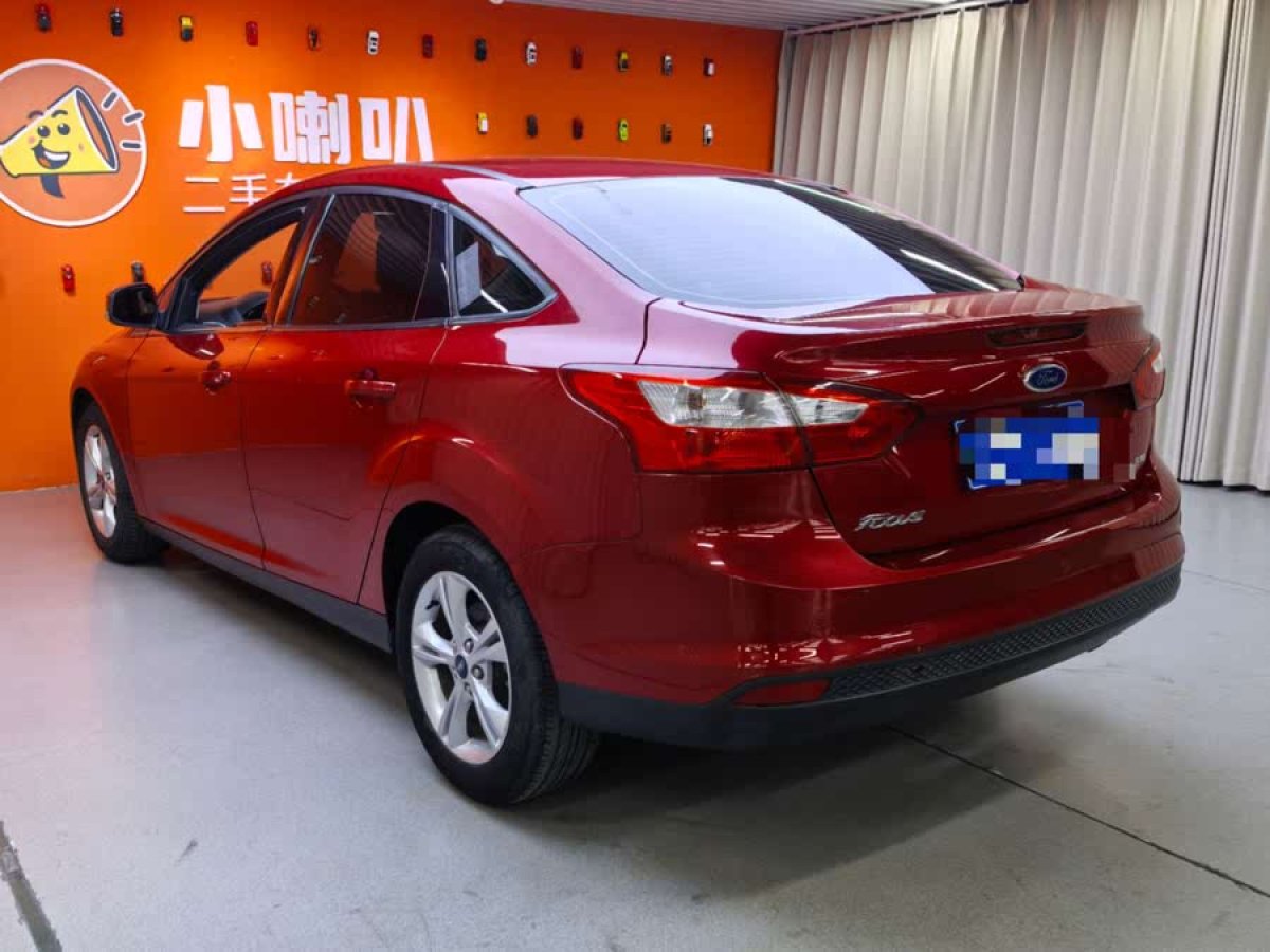 福特 ?？怂? 2012款 三廂 1.6L 自動(dòng)風(fēng)尚型圖片