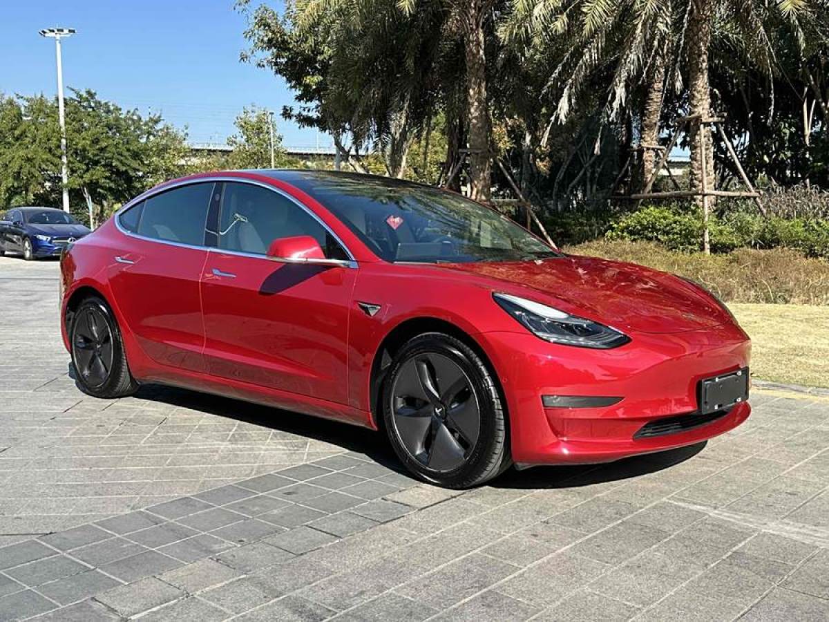 特斯拉 Model 3  2019款 標準續(xù)航后驅升級版圖片