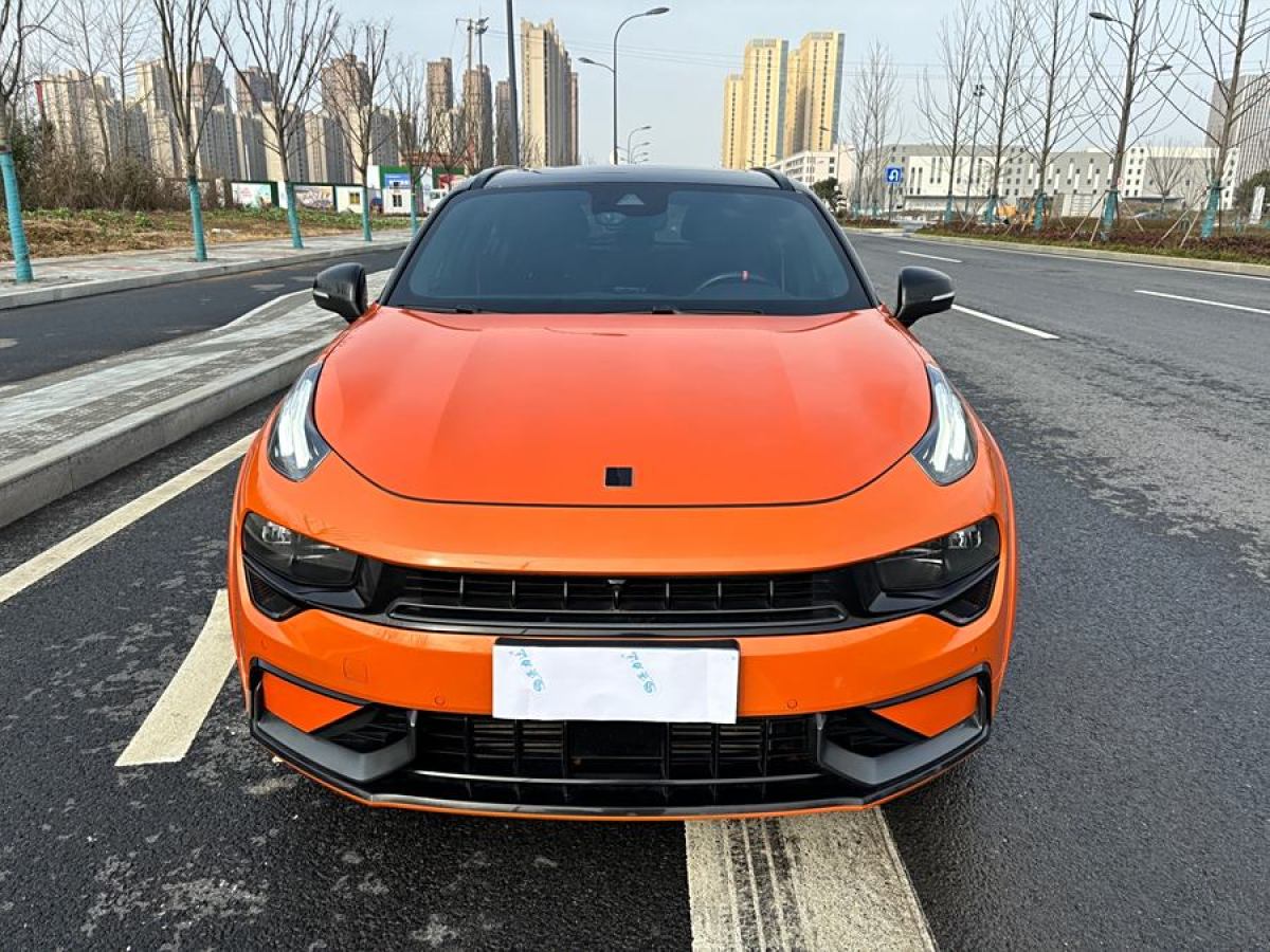 領(lǐng)克 領(lǐng)克02 Hatchback  2021款 2.0TD Halo 駕控套件版圖片