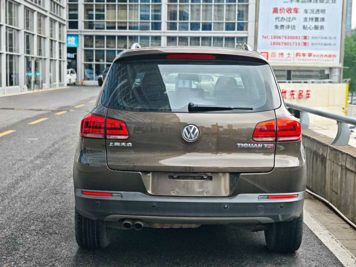大眾 途觀  2014款 1.8TSI 自動兩驅(qū)30周年紀(jì)念版圖片