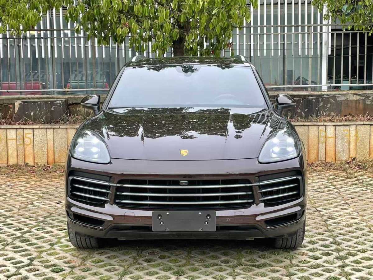 保時(shí)捷 Cayenne  2022款 Cayenne 3.0T 鉑金版圖片