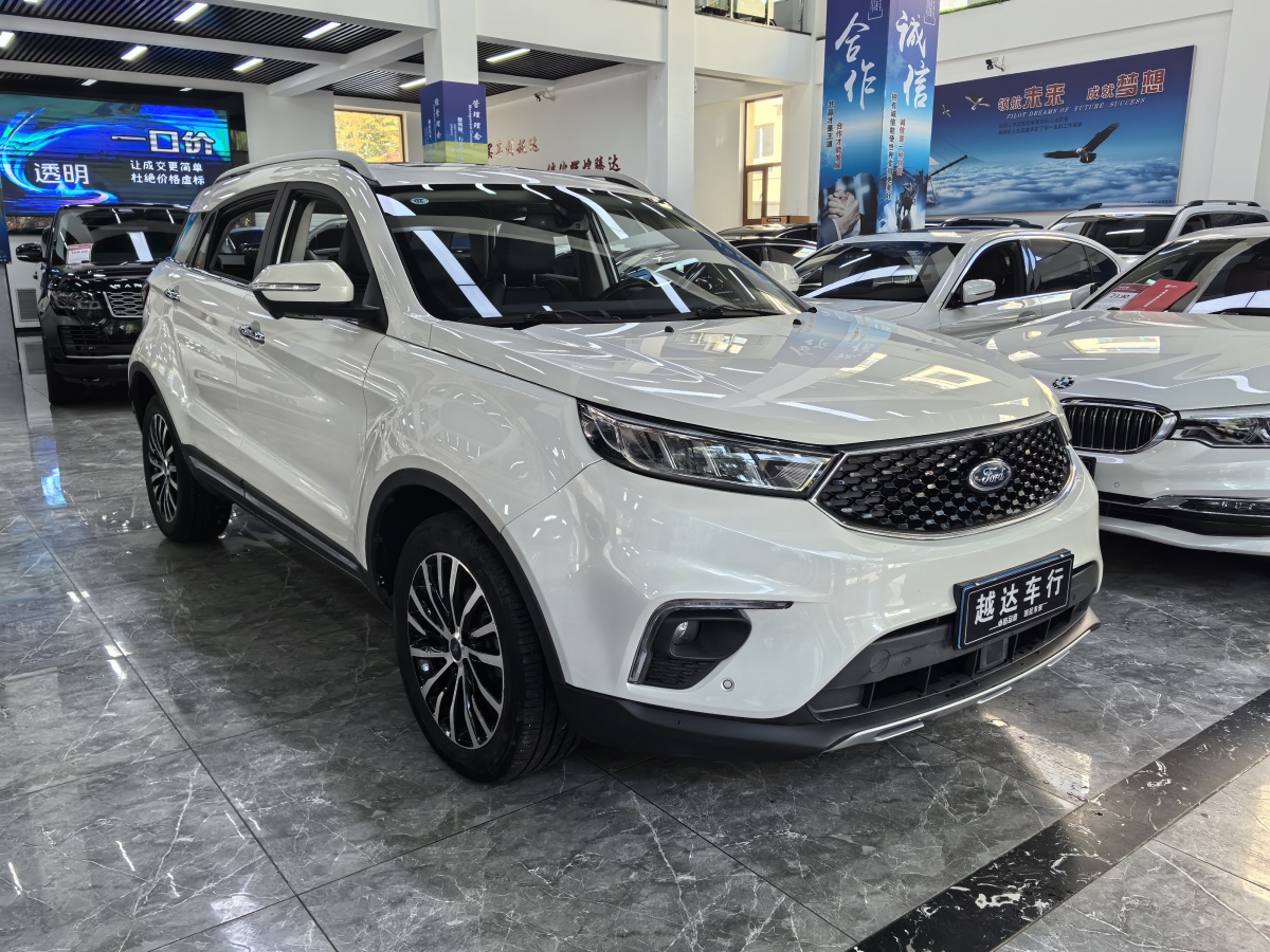 2020年1月福特 領(lǐng)界  2019款 EcoBoost 145 CVT尊領(lǐng)型PLUS