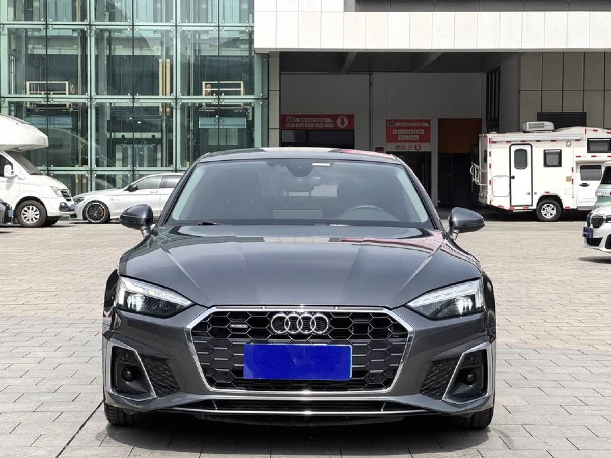奧迪 奧迪A5  2024款 Sportback 40 TFSI quattro 豪華動(dòng)感型圖片
