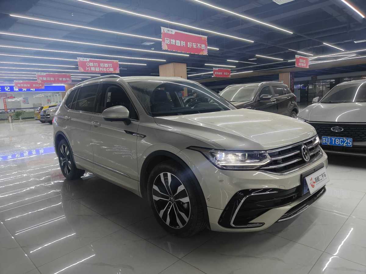 大眾 途觀L  2023款 改款 330TSI 自動(dòng)兩驅(qū)R-Line越享版圖片