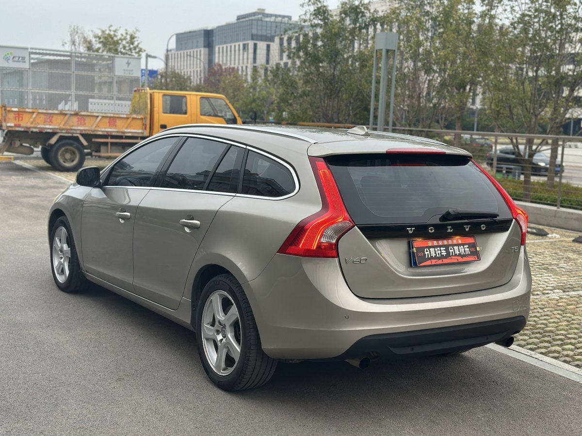 沃爾沃 V60  2013款 T5 智雅版圖片