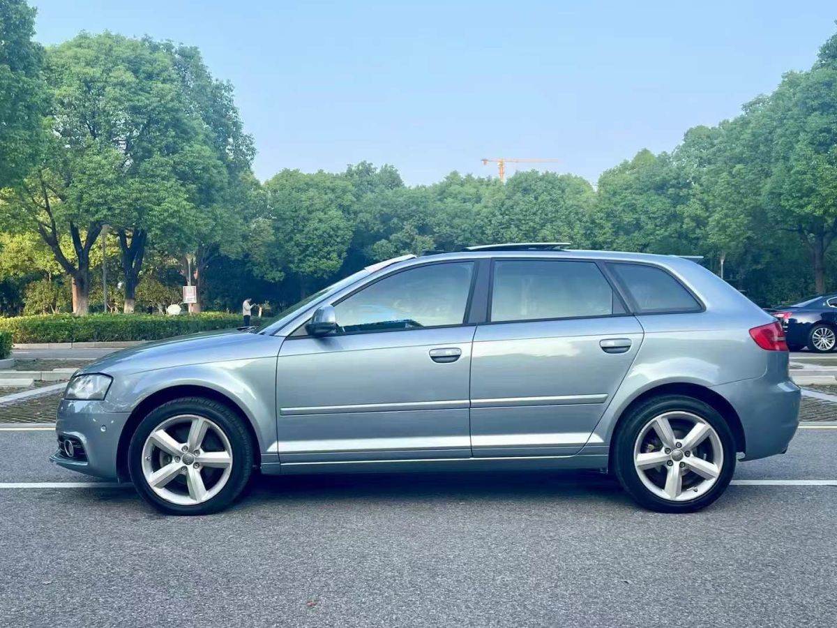 2010年1月奧迪 奧迪A3  2010款 A3 Sportback 1.8T 首發(fā)限量版舒適型