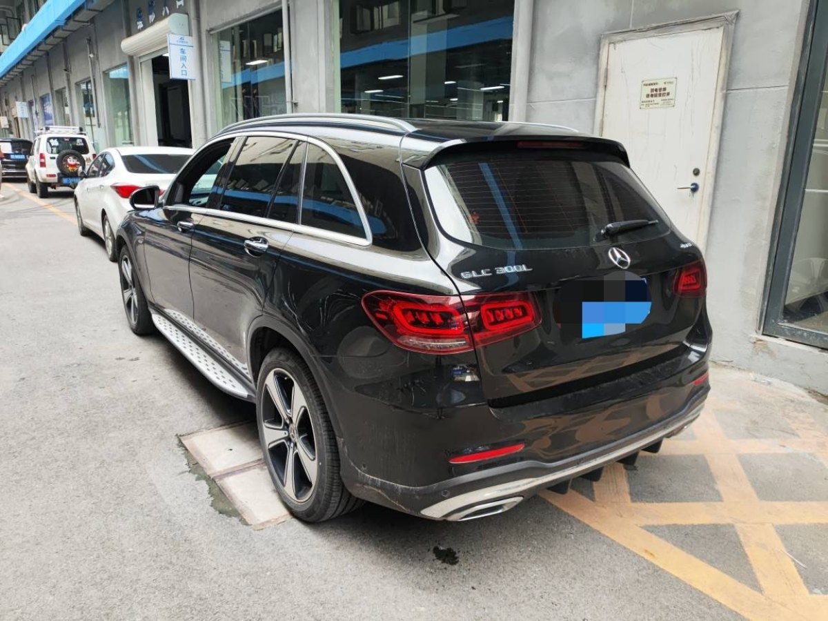 奔驰 奔驰GLC  2022款 改款 GLC 300 L 4MATIC 动感型臻藏版图片