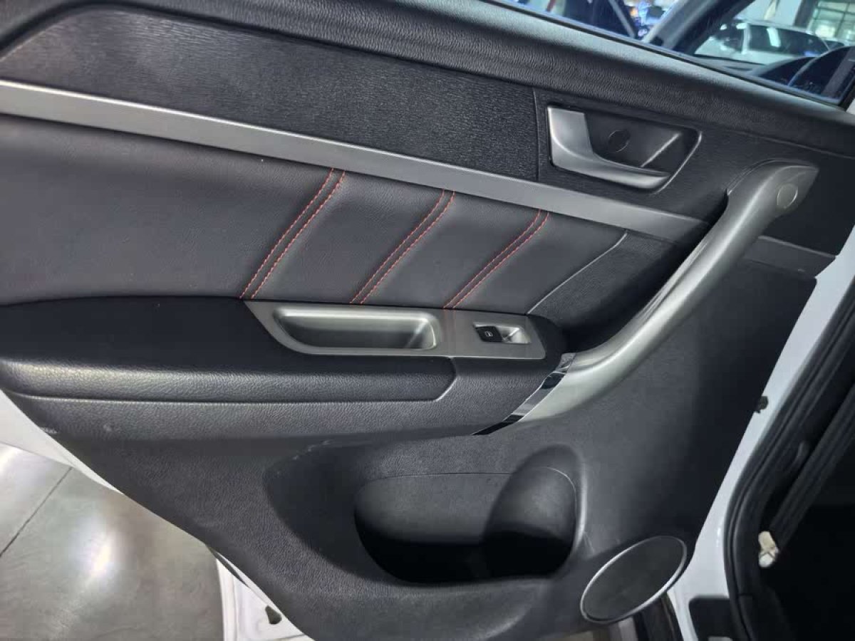 哈弗 M6  2018款 改款 1.5T DCT兩驅(qū)精英型圖片