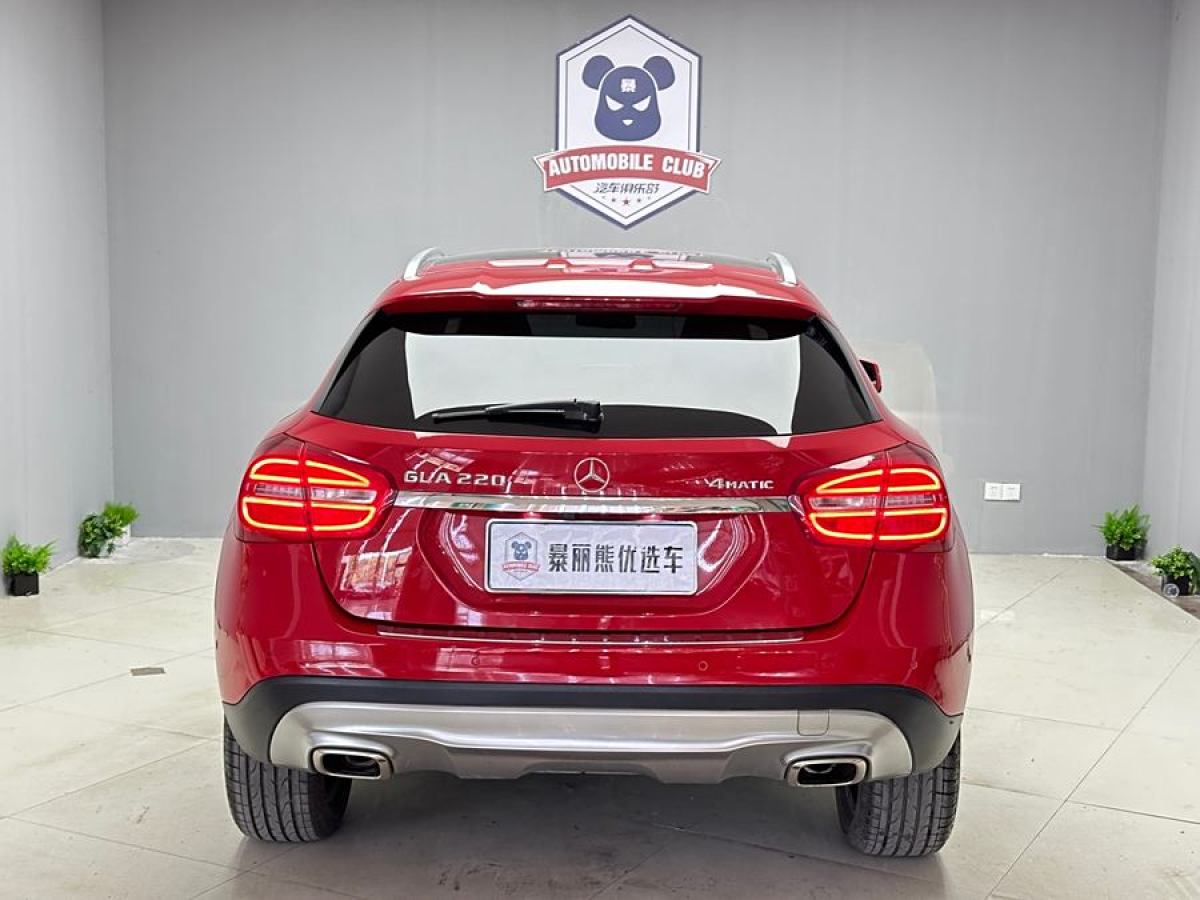 奔馳 奔馳GLA  2015款 GLA 220 4MATIC 時(shí)尚型圖片