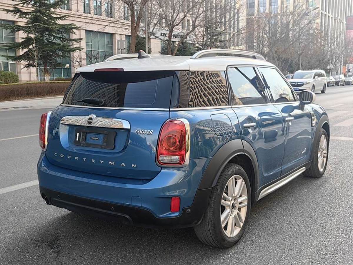 2017年6月MINI COUNTRYMAN  2017款 1.5T COOPER ALL4 旅行家