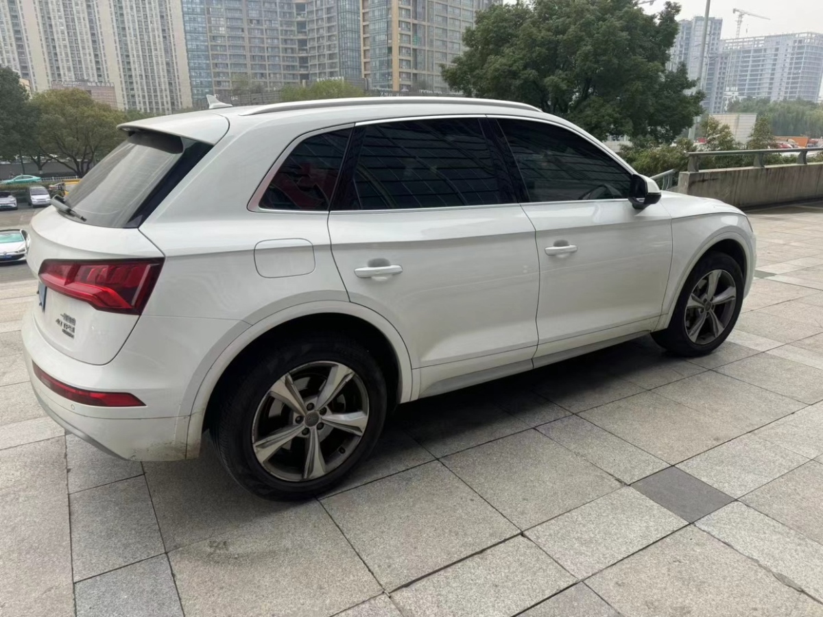 奧迪 奧迪Q5L  2018款 40 TFSI 榮享進取型圖片