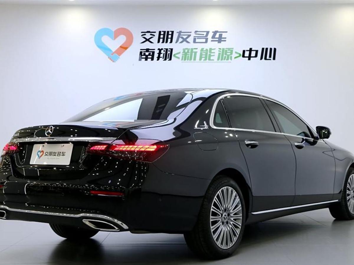 奔馳 奔馳E級(jí)  2021款 改款 E 300 L 豪華型圖片