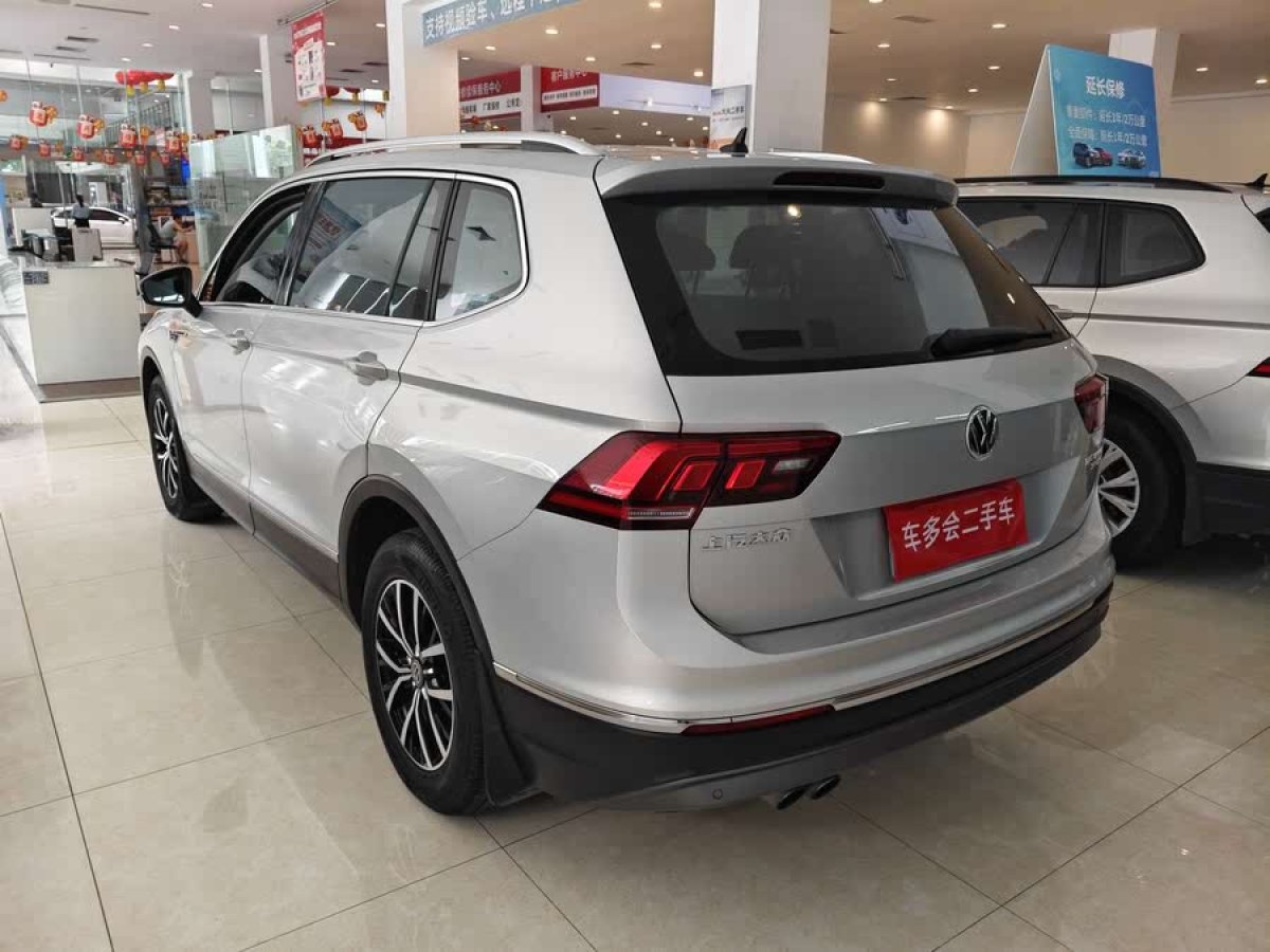 大眾 途觀L  2017款 330TSI 自動兩驅(qū)豪華版圖片