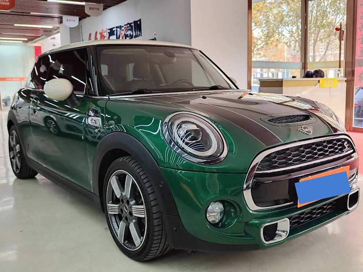 MINI MINI  2019款 2.0T COOPER S 60周年紀(jì)念版圖片