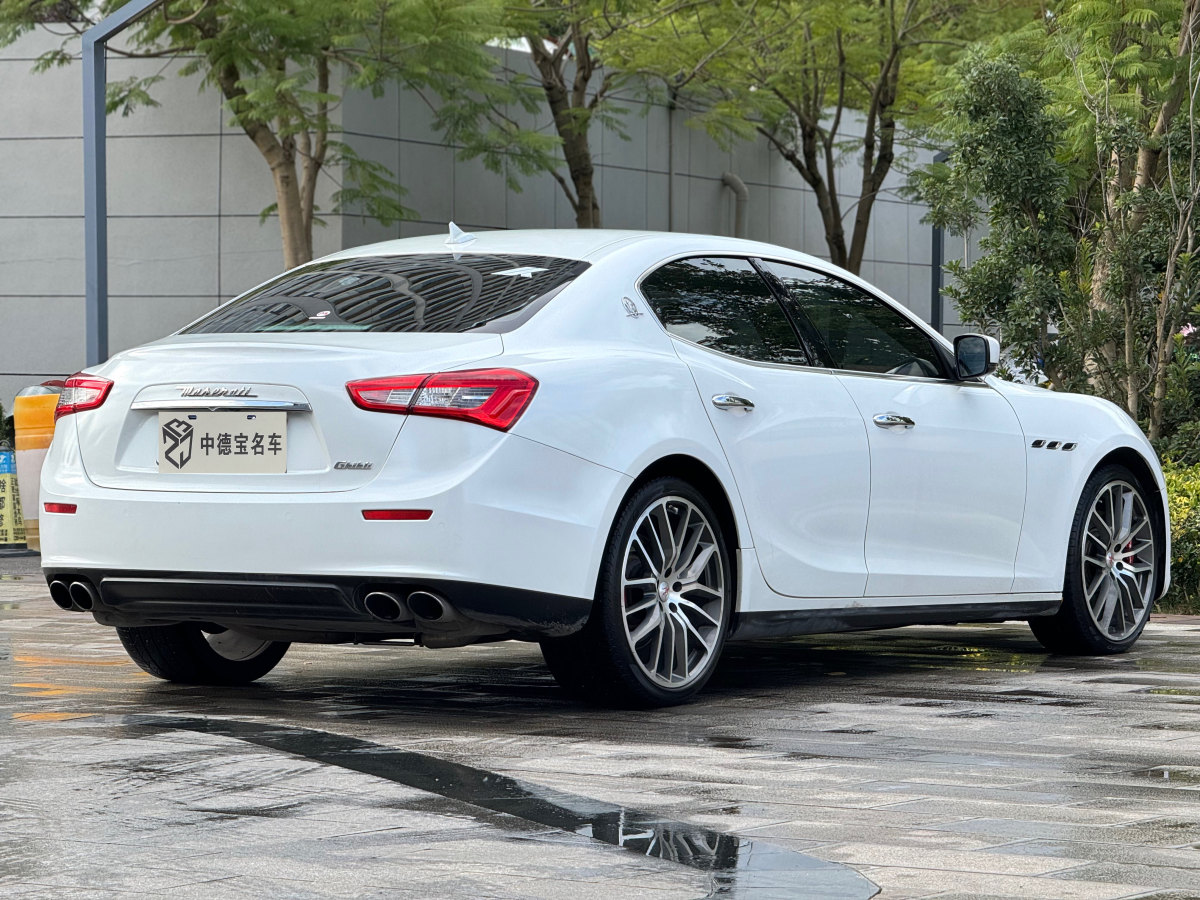 瑪莎拉蒂 Ghibli  2014款 3.0T 標(biāo)準(zhǔn)版圖片