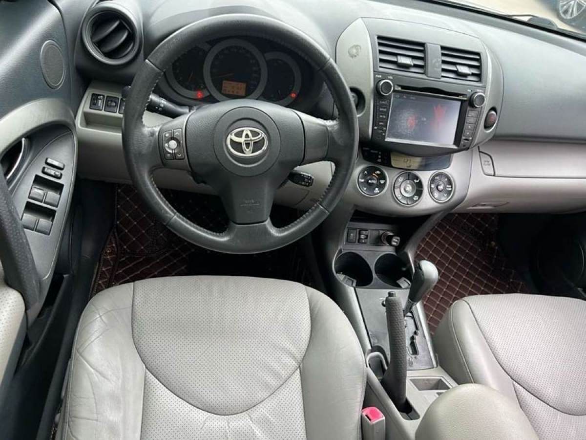 2011年4月豐田 RAV4榮放  2011款 2.0L 自動(dòng)豪華版