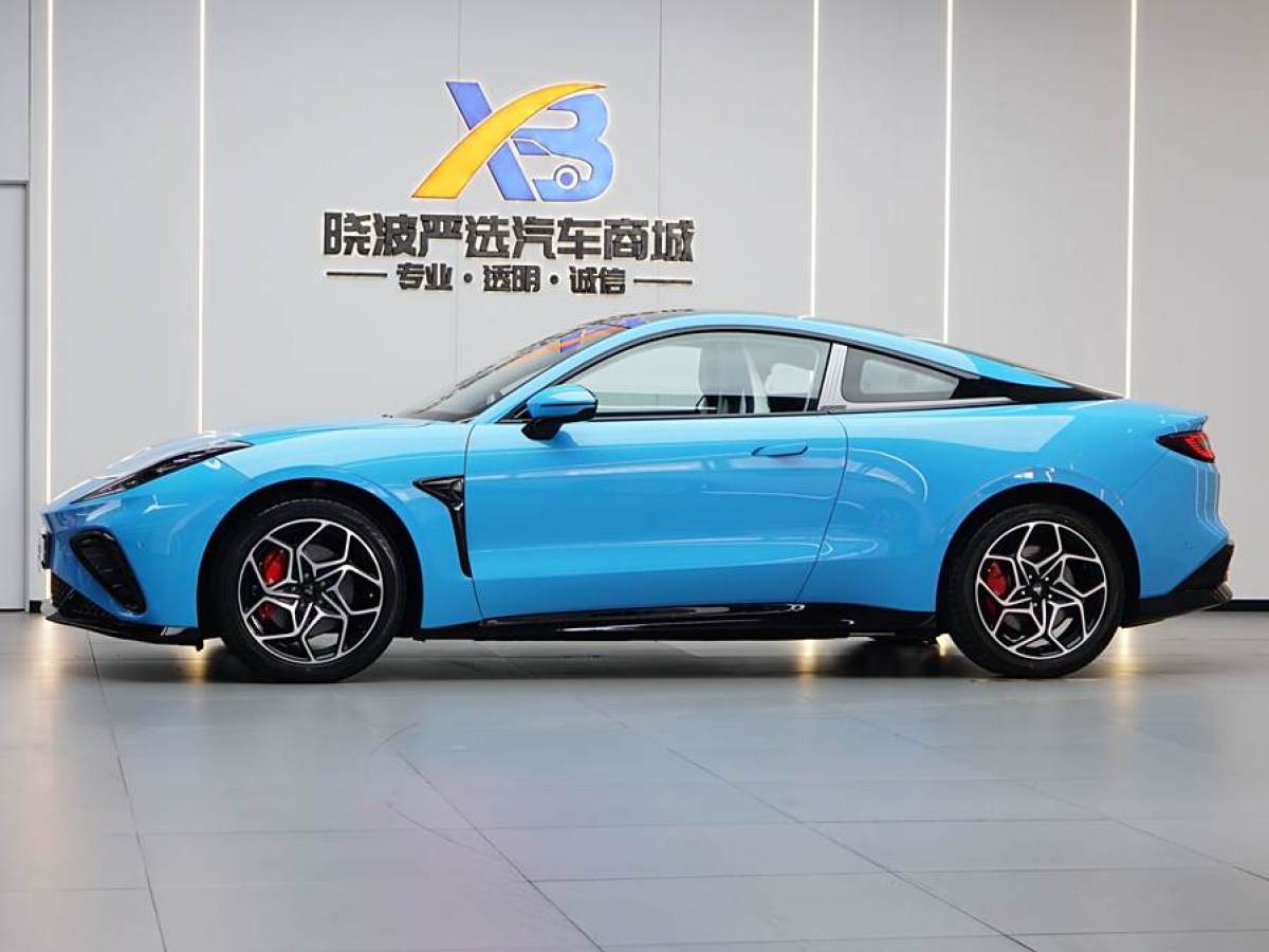 2023年6月哪吒 哪吒GT  2023款 580 AWD