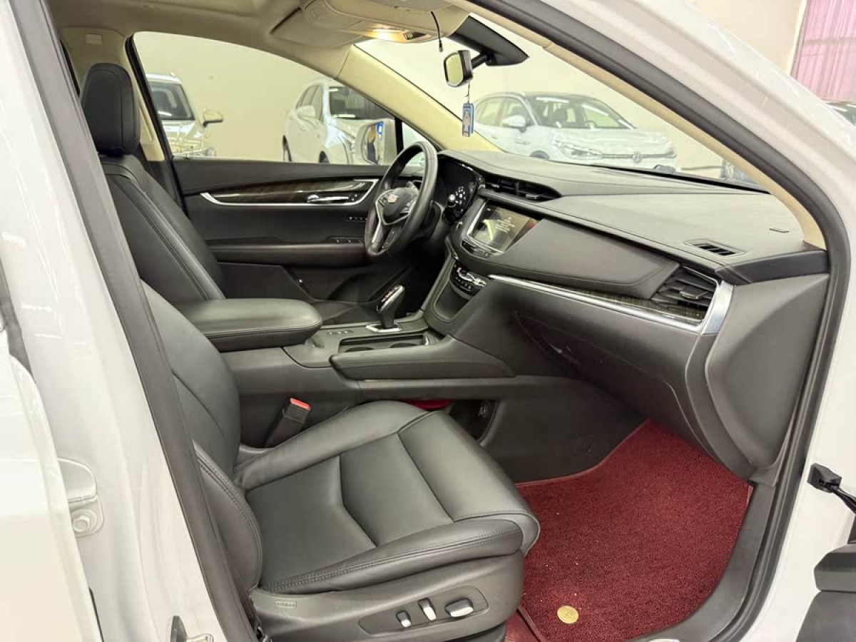 凱迪拉克 XT5  2018款 28T 四驅(qū)豪華型圖片